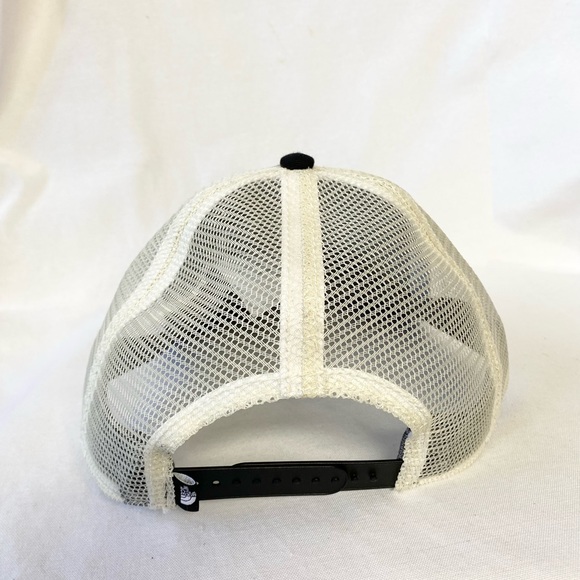 The North Face brand baseball cap adjustable gray and white with eagle snap back - Picture 3 of 7